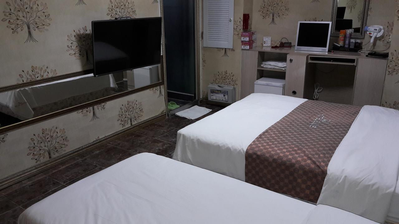 Songdo Blue Hotel Incheon Ngoại thất bức ảnh